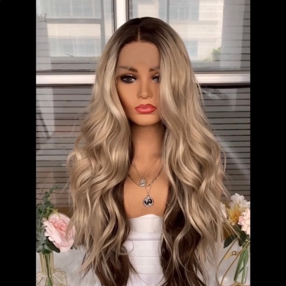 Gold and brown synthetic Japanese fiber wig - Picture 2 of 6